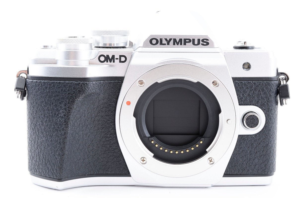 美品 OLYMPUS オリンパス OM-D E-M10 Mark III ボディ シルバー_画像3