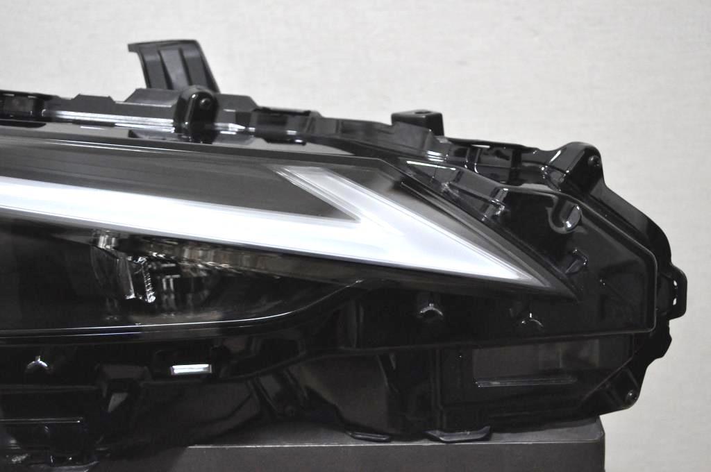 LEXUS ASE30 AVE30 AVE35 GSE30 GSE31 IS 30系 レクサス 純正 後期 単眼 LED ヘッドライト 右側 極上品 KOITO 53-117 刻Iア 現行品_画像3