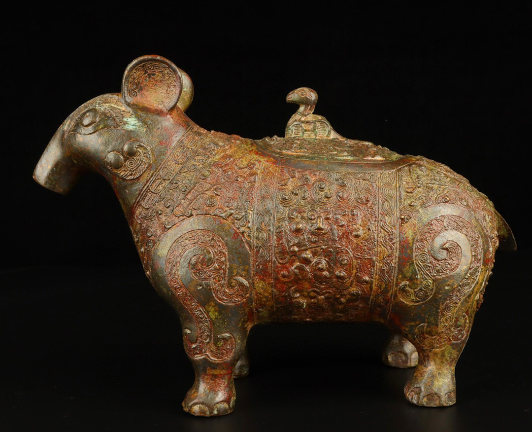 『館蔵珍品 西周 青銅製 瑞獣尊』置物 賞物 貴重物品 収蔵品 中国古美術