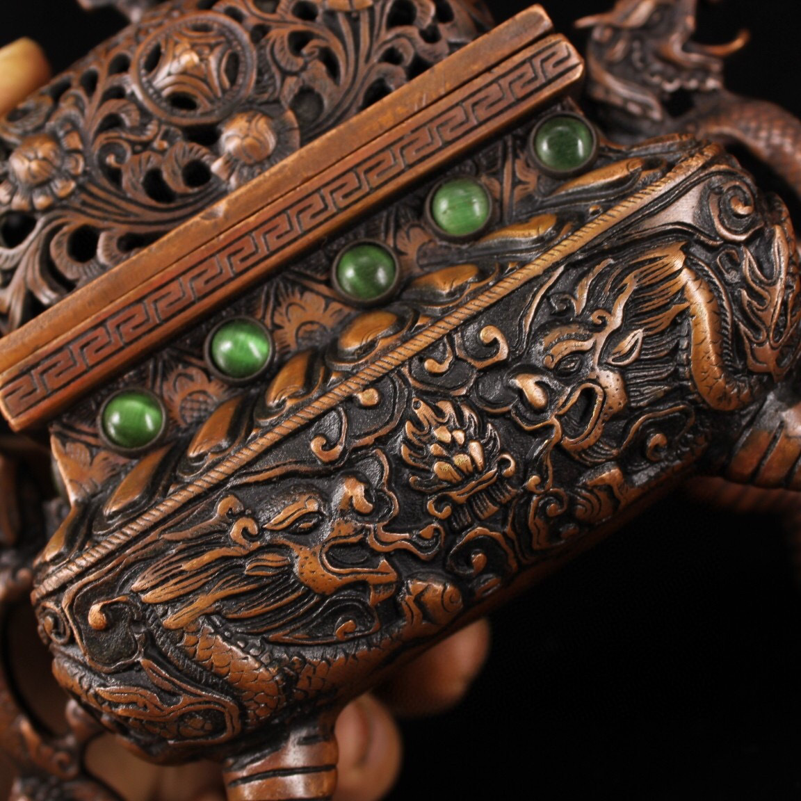 館蔵珍品 銅製 寶石嵌 雙龍耳 四足熏香炉』置物 賞物 貴重物品 館蔵珍品 銅製 寶石嵌 雙龍耳 四足熏香炉』置物 賞物 貴重物品