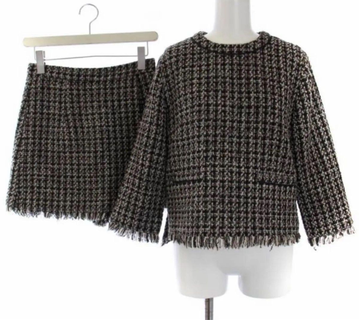 美品 マイストラーダ Mystrada/安西こずえさんコラボツイード 美品 マイストラーダ Mystrada/安西こずえさんコラボツイード