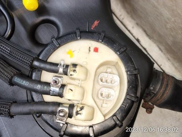 【KBT】ラシーン GF-RFNB14 フューエルタンク　燃料タンク 17042-1M001　【インボイス対応店】_画像2
