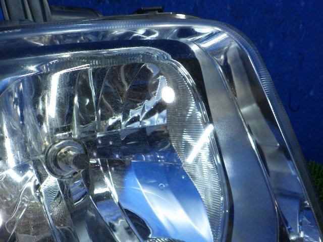 [B] Mazda original halogen head light headlamp right / driver`s seat side LE04H6128 DG64W Scrum Suzuki DA64W Every Wagon 