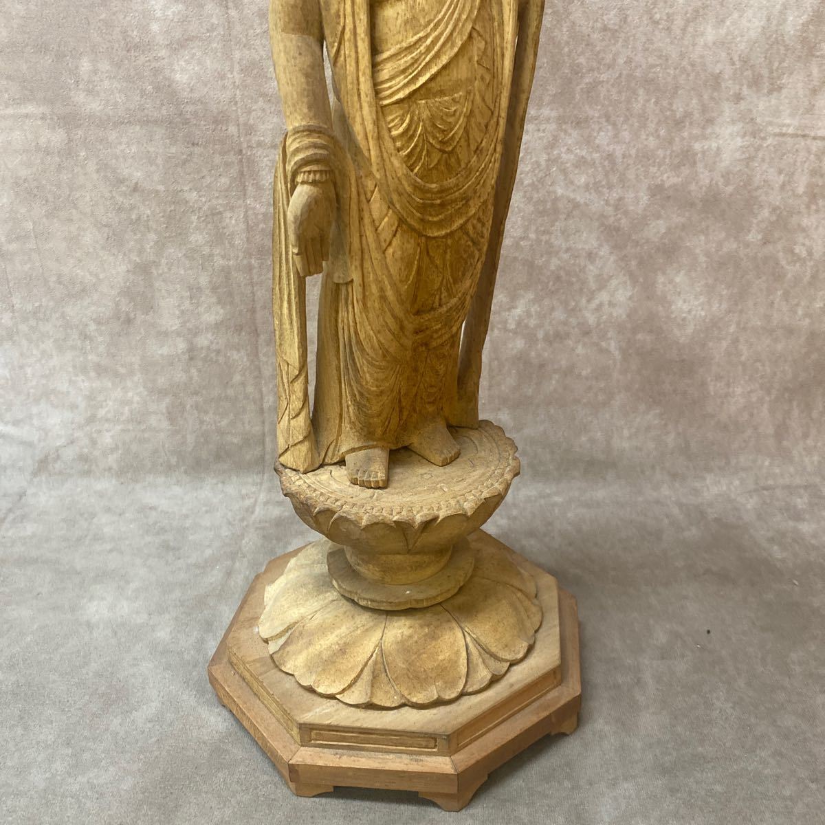 木彫り 木彫仏像 観音立像 観音菩薩 観音像 置物 高さ約55cm 木製 難あり 現状品 仏教美術 神様 飾り 置物 仏教美術の画像4