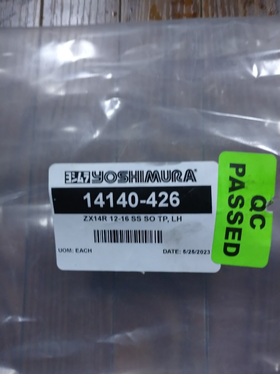 カワサキ　ZX14R 2018年式　USAヨシムラスリップオンマフラー　左テールパイプ（チェンジシフト側）　傷有り_画像3