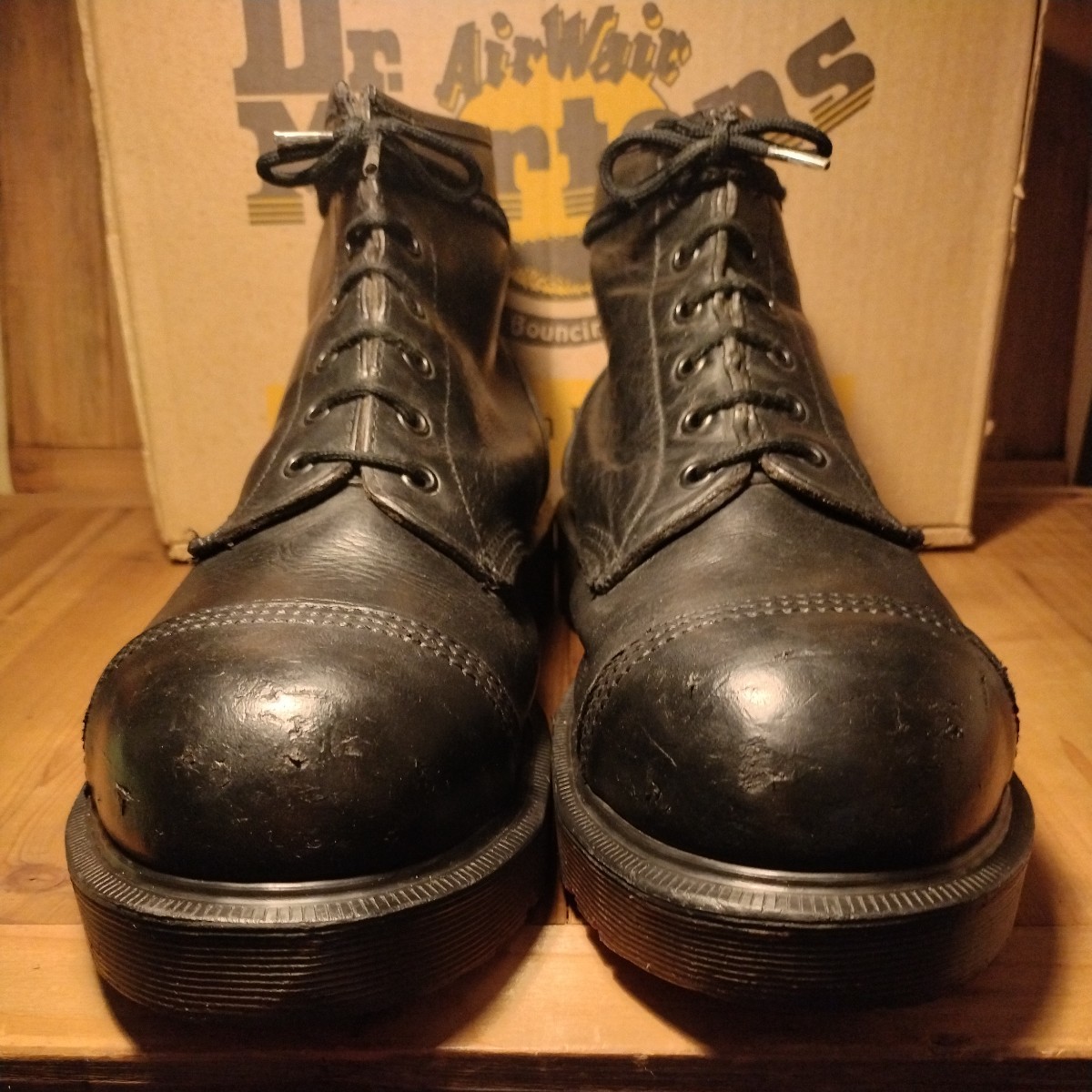 貴重 入手困難 英国製 箱付 ドクターマーチン Dr.Martens 6 貴重 入手困難 英国製 箱付 ドクターマーチン Dr.Martens 6