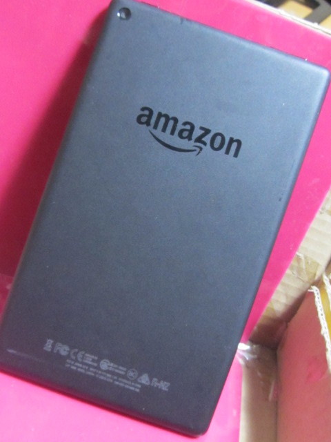 ジャンク タブレット　Amazon Kindle Fire HD8　l5s83a　第8世代　wifi　8型　黒　初期化済み　カバー付き　8-6037_画像4
