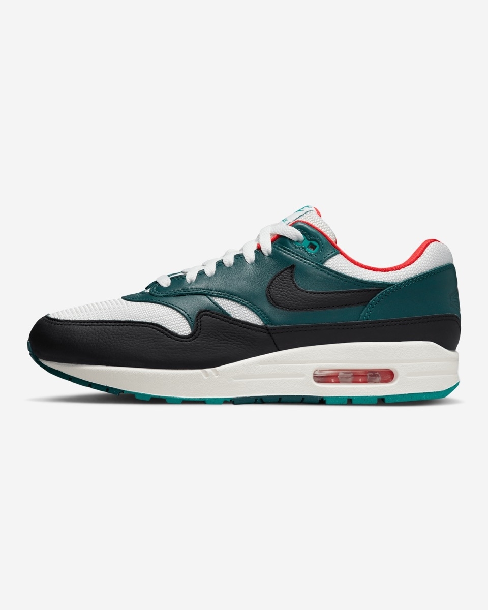 2NIKE LFC X LeBron Air Max 1 PRM 27 5cm リバプールFCレブロン 2NIKE LFC X LeBron Air Max 1 PRM 27 5cm リバプールFCレブロン