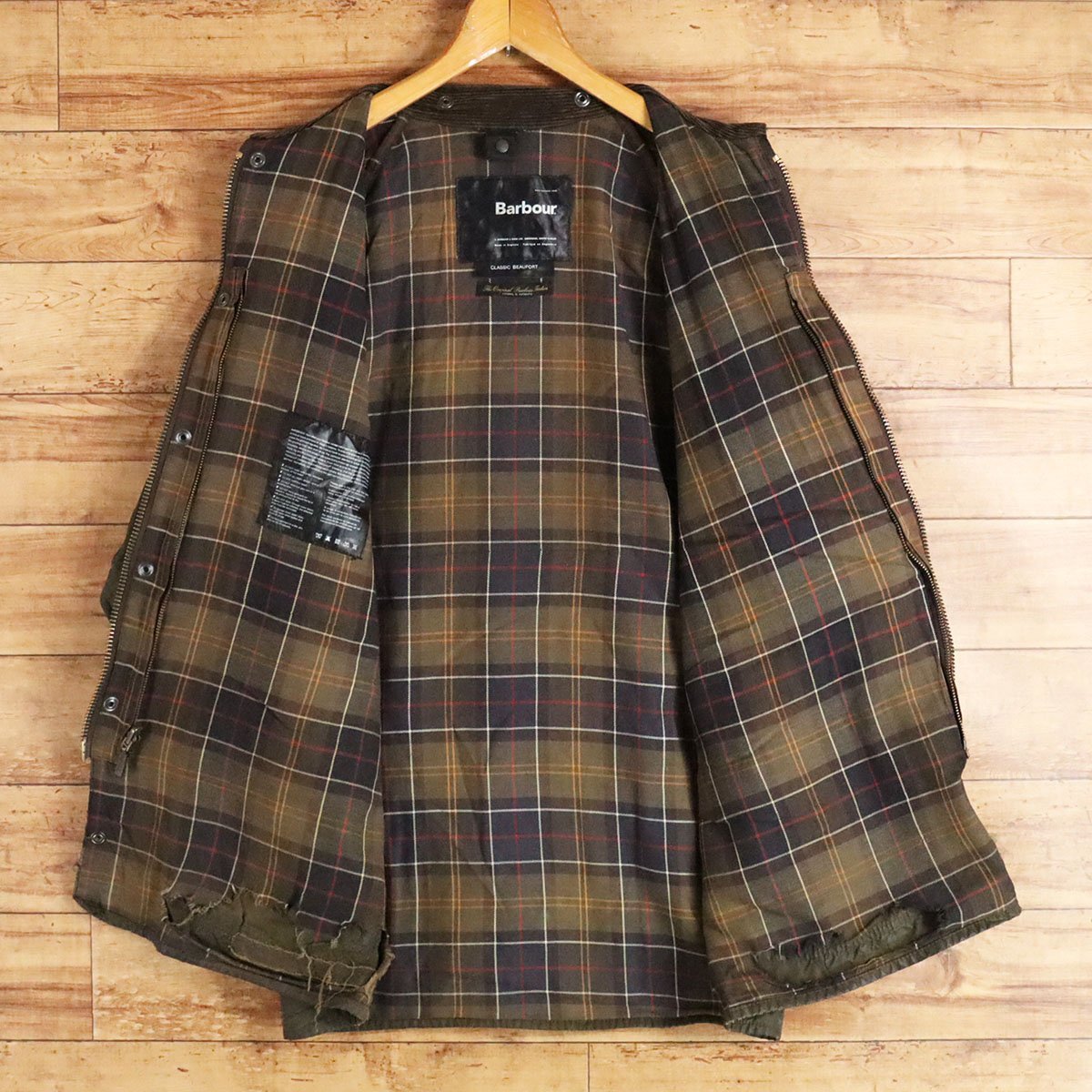 J2S/R8.30-4　英国製　Barbour　バブアー　CLASSIC BEAUFORT　クラシック ビューフォート　オイルドジャケット　ハンティングジャケット_画像6