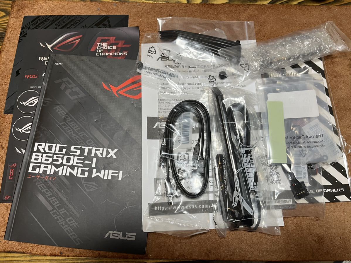 ASUS ROG STRIX B650E-I GAMING WIFI　マザーボード　mini-ITX B650I_画像2