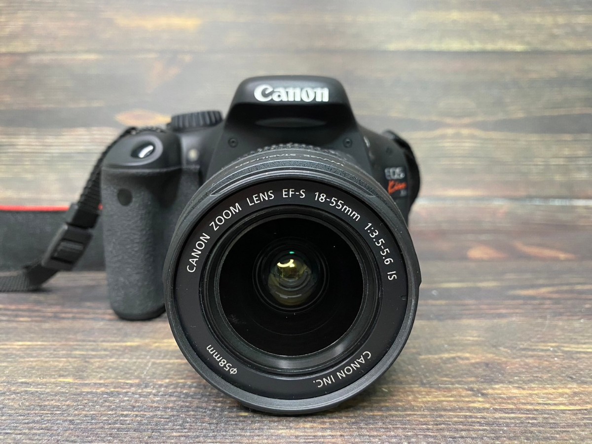 Canon キヤノン EOS Kiss X4 レンズキット デジタル一眼レフカメラ バッグ付き #37_画像2