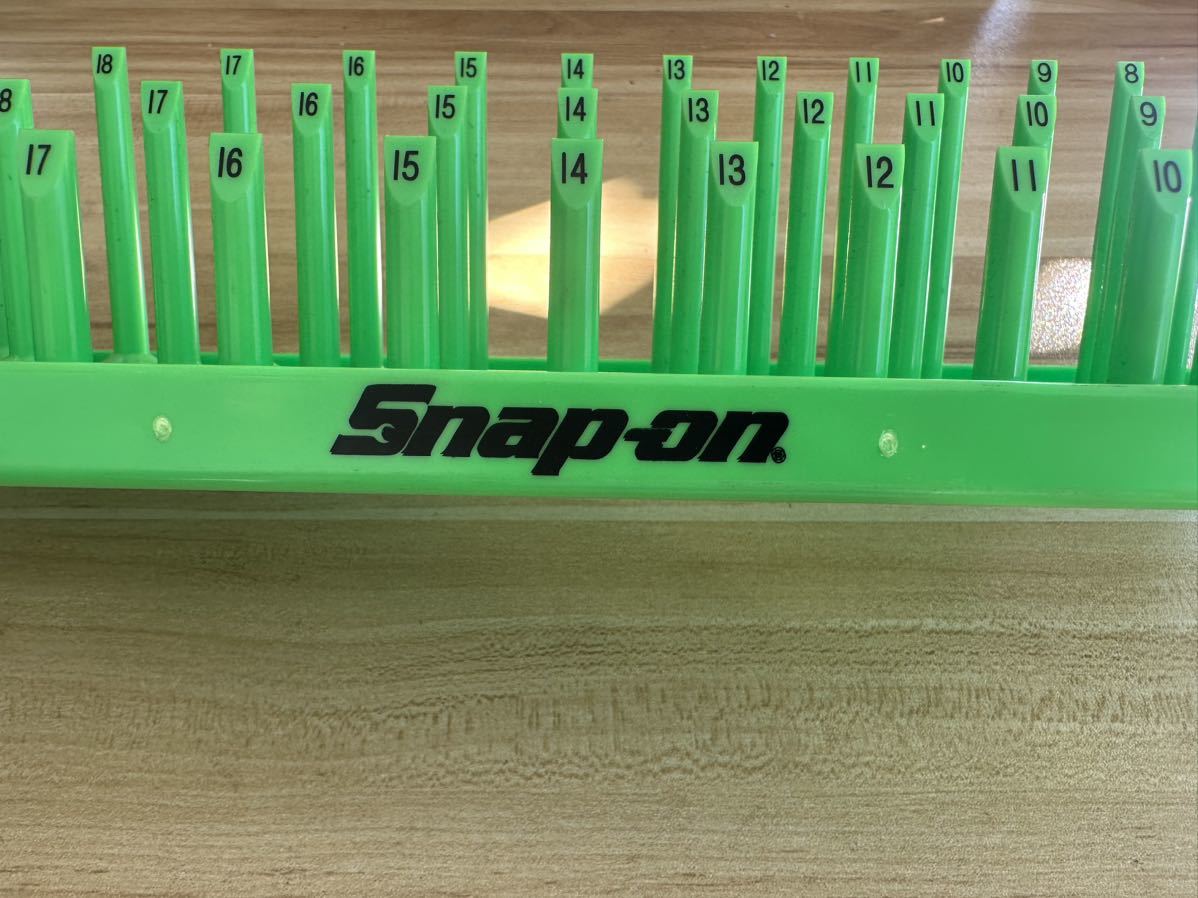 スナップオン　snapon ソケットホルダー ラック ソケット グリーン ミリサイズ　3列　トレー　箱　工具_画像6