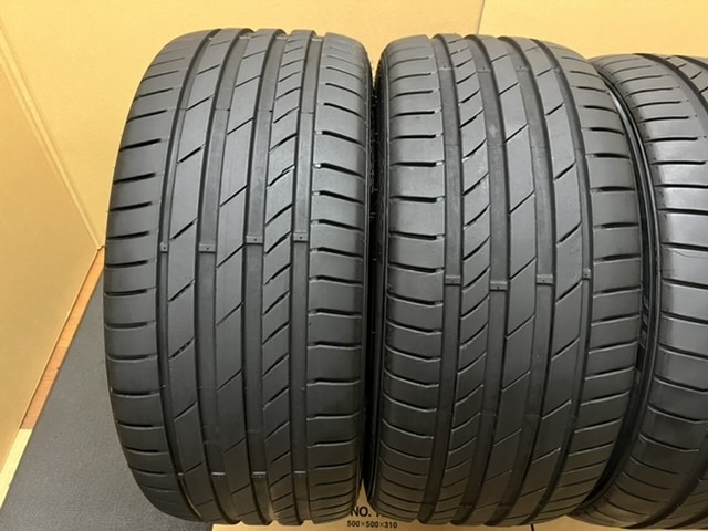 中古タイヤ４本セット　KUMHO 265/35/18(2) 245/40/18(2) 2022年製(ほぼ新品タイヤ_画像9