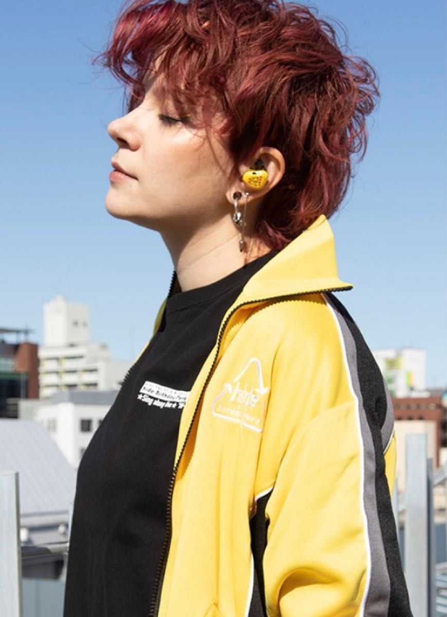 新品・未開封】hideサイドカーブver ラインジャージ LEMONeD 新品・未開封】hideサイドカーブver ラインジャージ LEMONeD