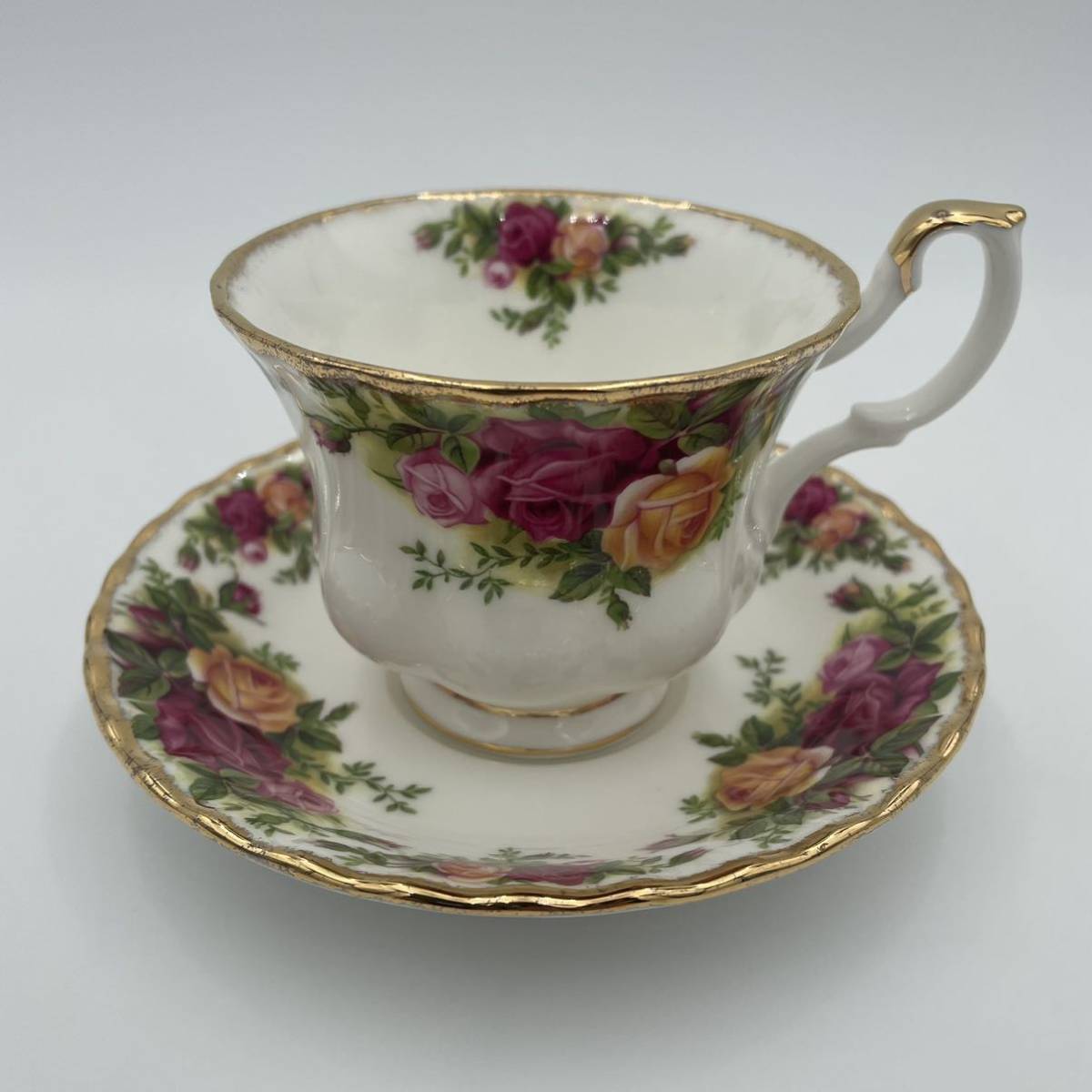 【1円スタート】ROYAL ALBERT ロイヤルアルバート オールドカントリーローズ ムーンライトローズ カップ&ソーサー 2客 未使用 保管品 DM12_画像4