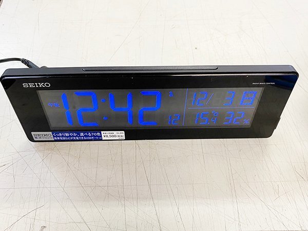 ■SEIKO■ 電波クロック 温度計 湿度計 目覚まし機能 DL-205K ブラック 通電確認 中古品 札幌市発_画像6