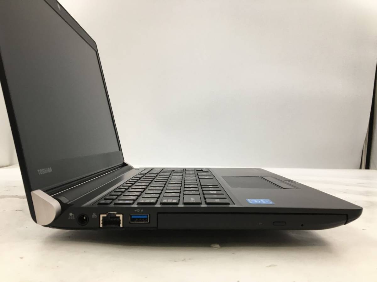 TOSHIBA/ノート/HDD 1000GB/第3世代Celeron/メモリ4GB/WEBカメラ有/OS無/不明/ドライブDVD-R-231213000678205_側面（左）M