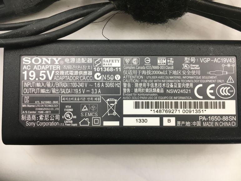 SONY/ノート/HDD 500GB/第3世代Core i5/メモリ4GB/WEBカメラ有/OS無/NVIDIA Corporation GK208M [GeForce GT 740M] 1GB_付属品 1