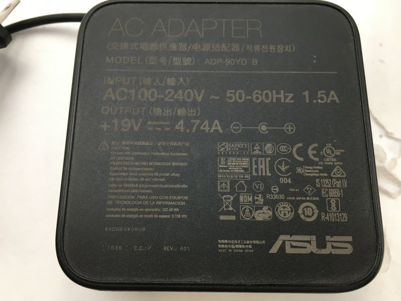 ASUS/ノート/HDD 500GB/第2世代Core i3/メモリ4GB/WEBカメラ有/OS無/NVIDIA Corporation GF119M [GeForce GT 520M] 1GB-231213000677232_付属品 1