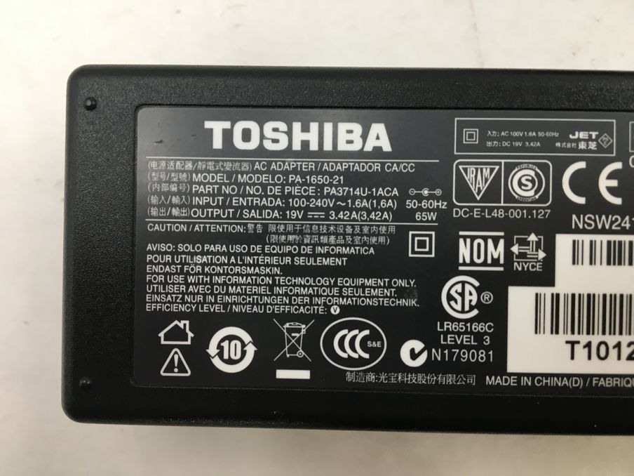 TOSHIBA/ノート/SSD 128GB/第2世代Core i5/メモリ4GB/4GB/WEBカメラ無/OS無-231219000688582_付属品 1