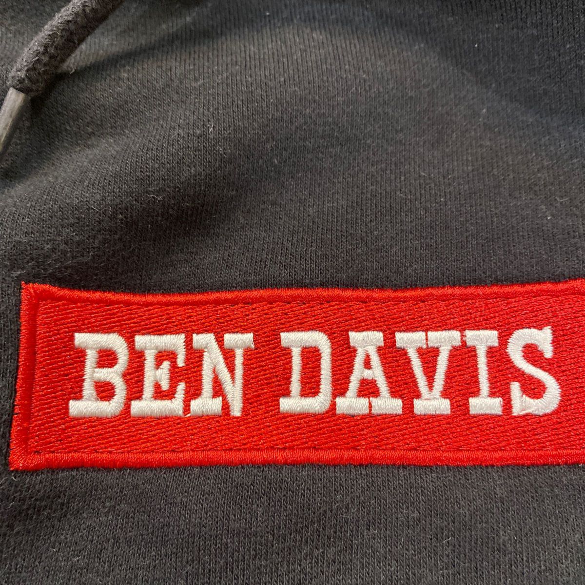 ベンデイビス　BEN DAVIS パーカートレーナー　Lサイズ　ロゴ刺繍ワッペン　