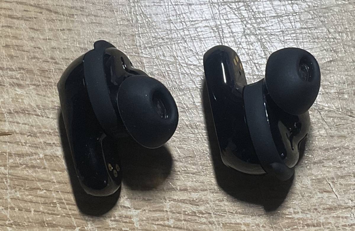 新古品　Bose QuietComfort Ultra Earbuds Black完全ワイヤレス ノイズキャンセリングイヤホン 空間オーディオ _画像3