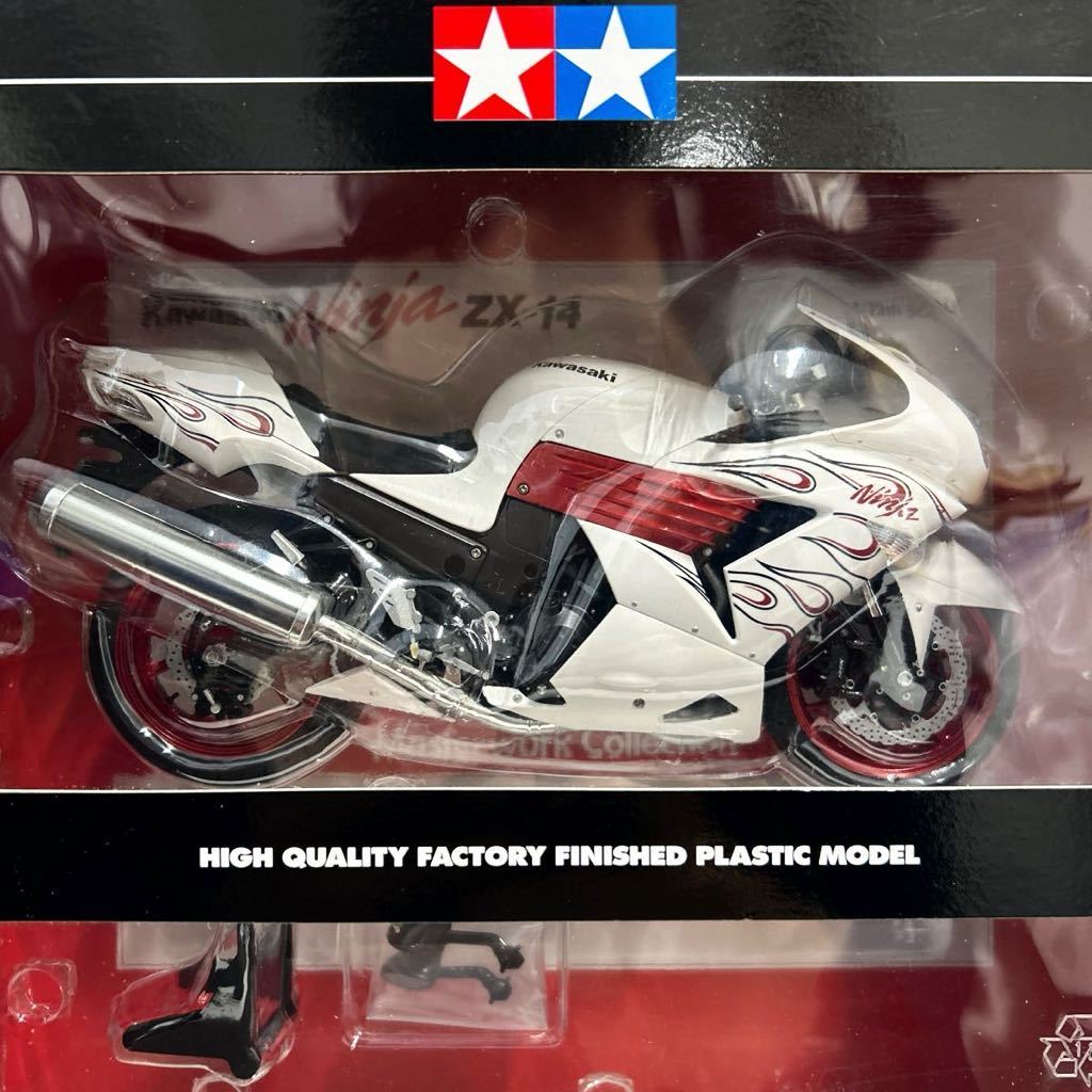 未開封 TAMIYA Masterwork 1/12 Kawasaki Ninja ZX-14 タミヤ マスターワークコレクション カワサキ ニンジャ 完成品バイク ミニカー_画像3