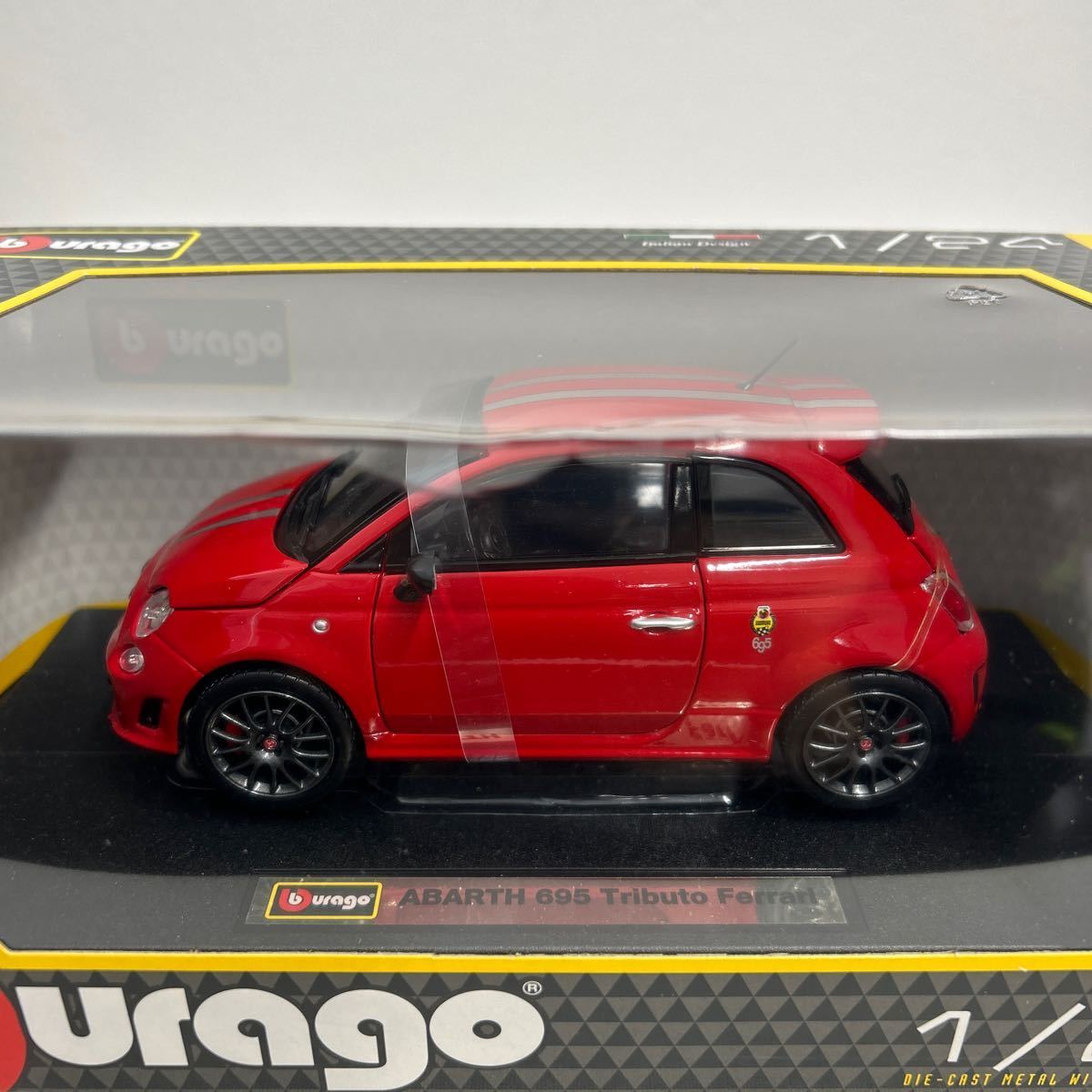 バーゲンで Ferrari tributo 695 ABARTH 1/24 burago ブラーゴ fiat500