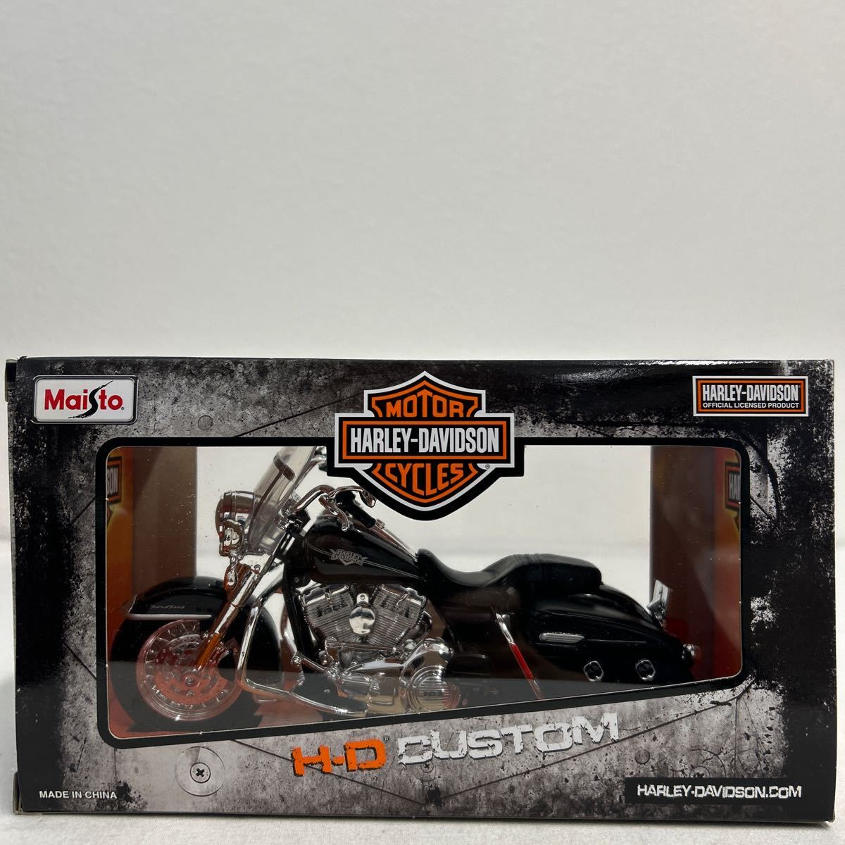 Maisto 1/12 HARLEY DAVIDSON 2013 FLHRC ROAD KING CLASSIC マイスト ハーレーダビッドソン ロードキング クラシック バイク ミニカー_画像7