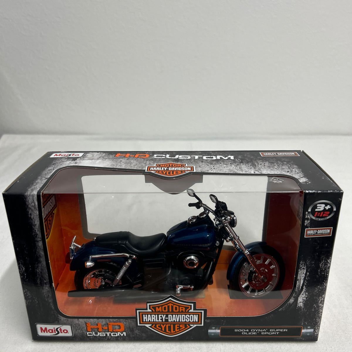 Maisto 1/12 HARLEY DAVIDSON 2004 DYNA SUPER GLIDE SPORT アオシマ ハーレーダビッドソン ダイナ スーパーグライド スポーツ HD ミニカー_画像2