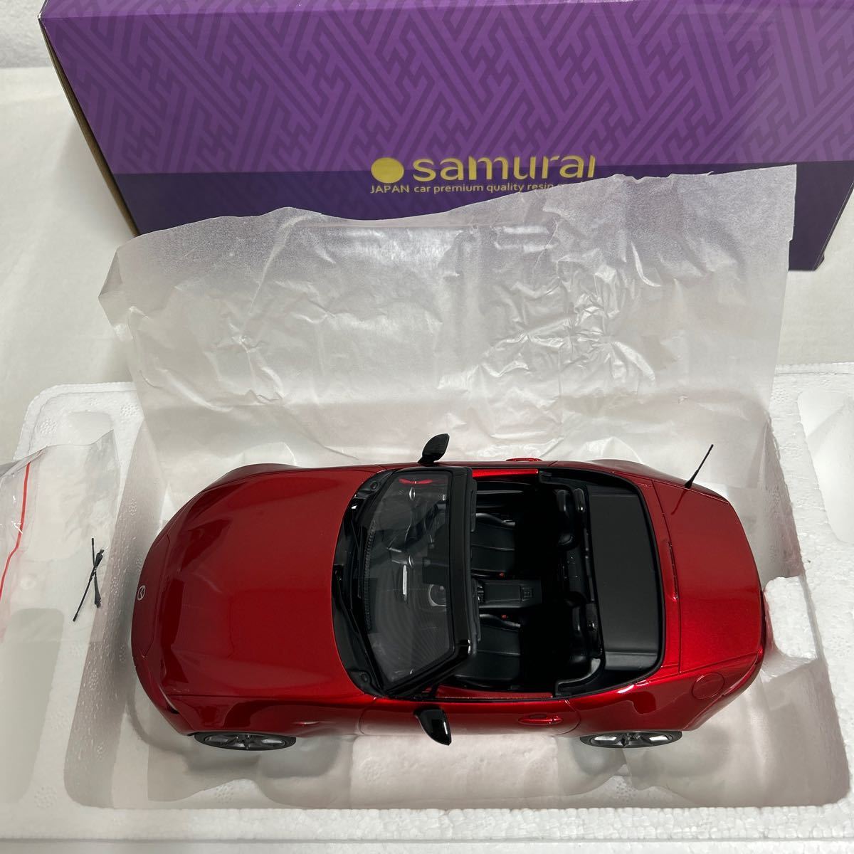 京商 SAMURAI 1/18 MAZDA Roadster S Leather Package Red KYOSHO マツダ ロードスター レザーパッケージ レッド ND ミニカー モデルカー_画像10
