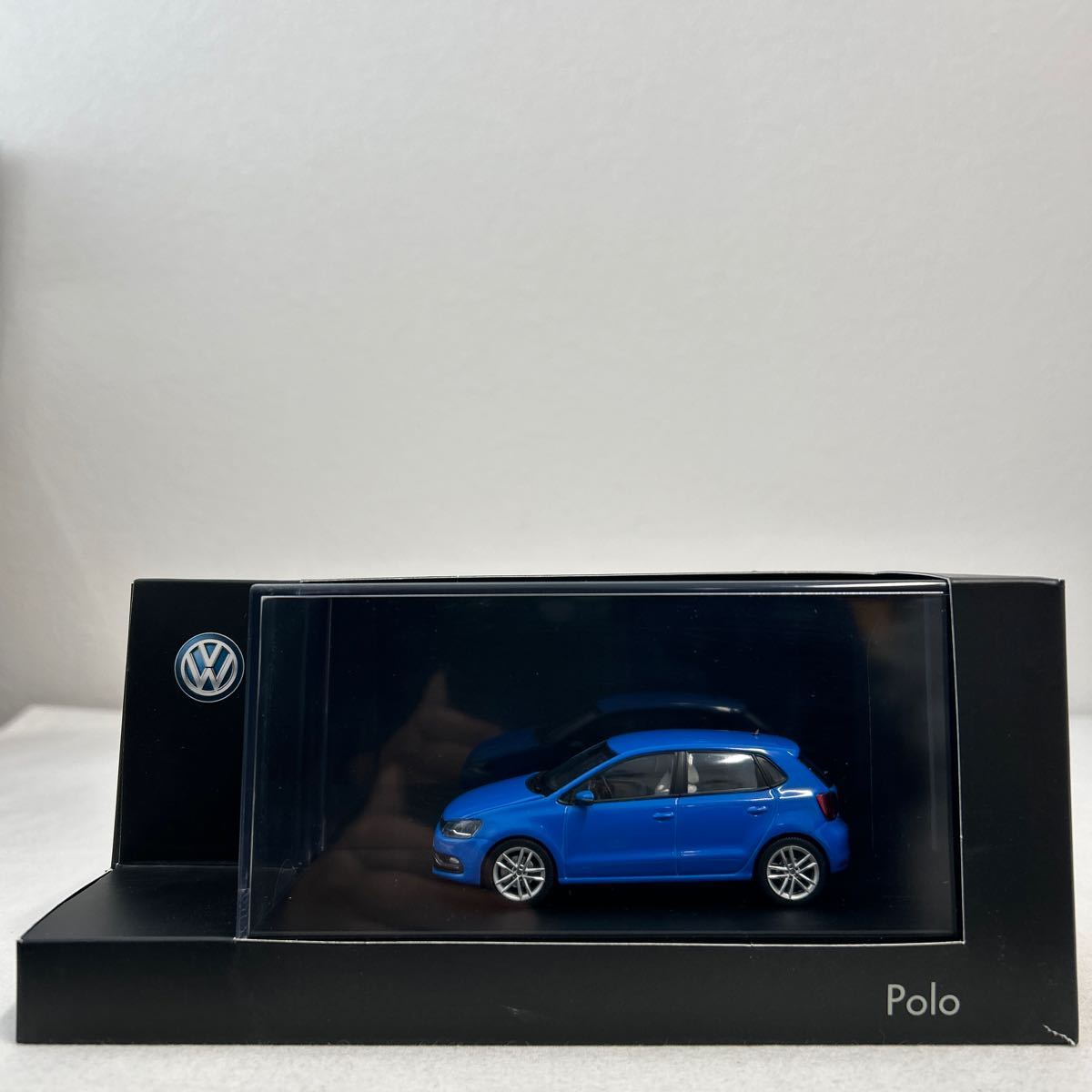 Volkswagen ディーラー特注 schuco 1/43 Polo Blue フォルクスワーゲン ポロ ブルー 6R シュコー VW ミニカー モデルカー