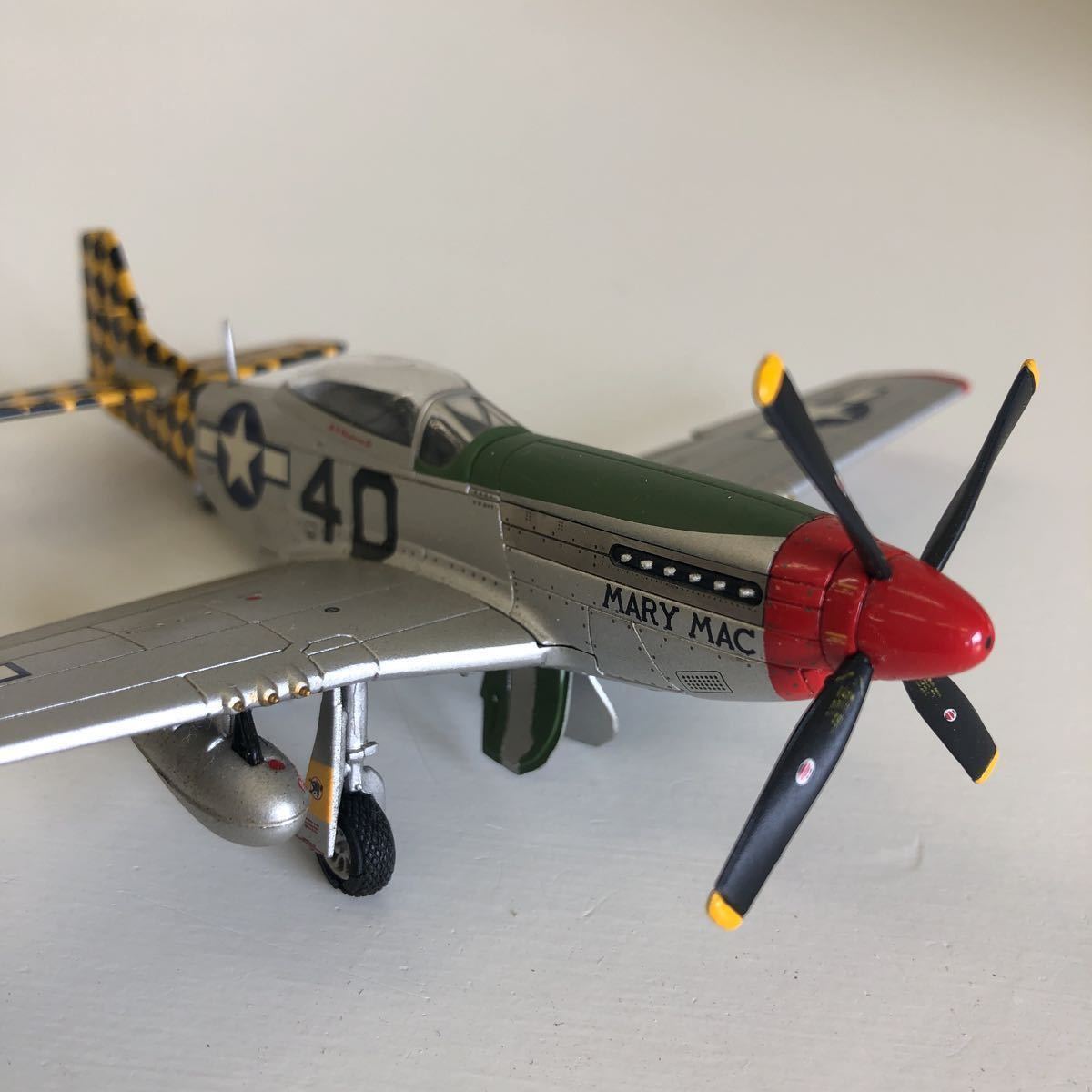 1円スタート ★◆【中古】P51D mastang マスタング プラモデル 1:72 飛行機 破損有り60サイズ_画像8