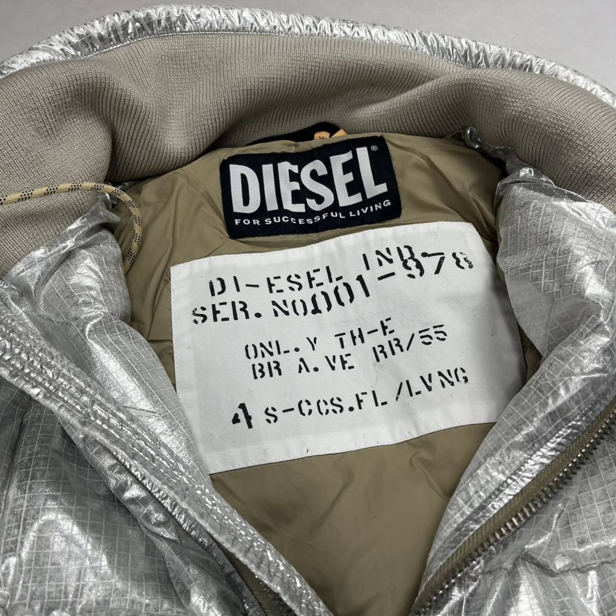 【激レア】 DIESEL ディーゼル ダウンジャケット リップストップ アルミニウム シルバー L 古着_画像4