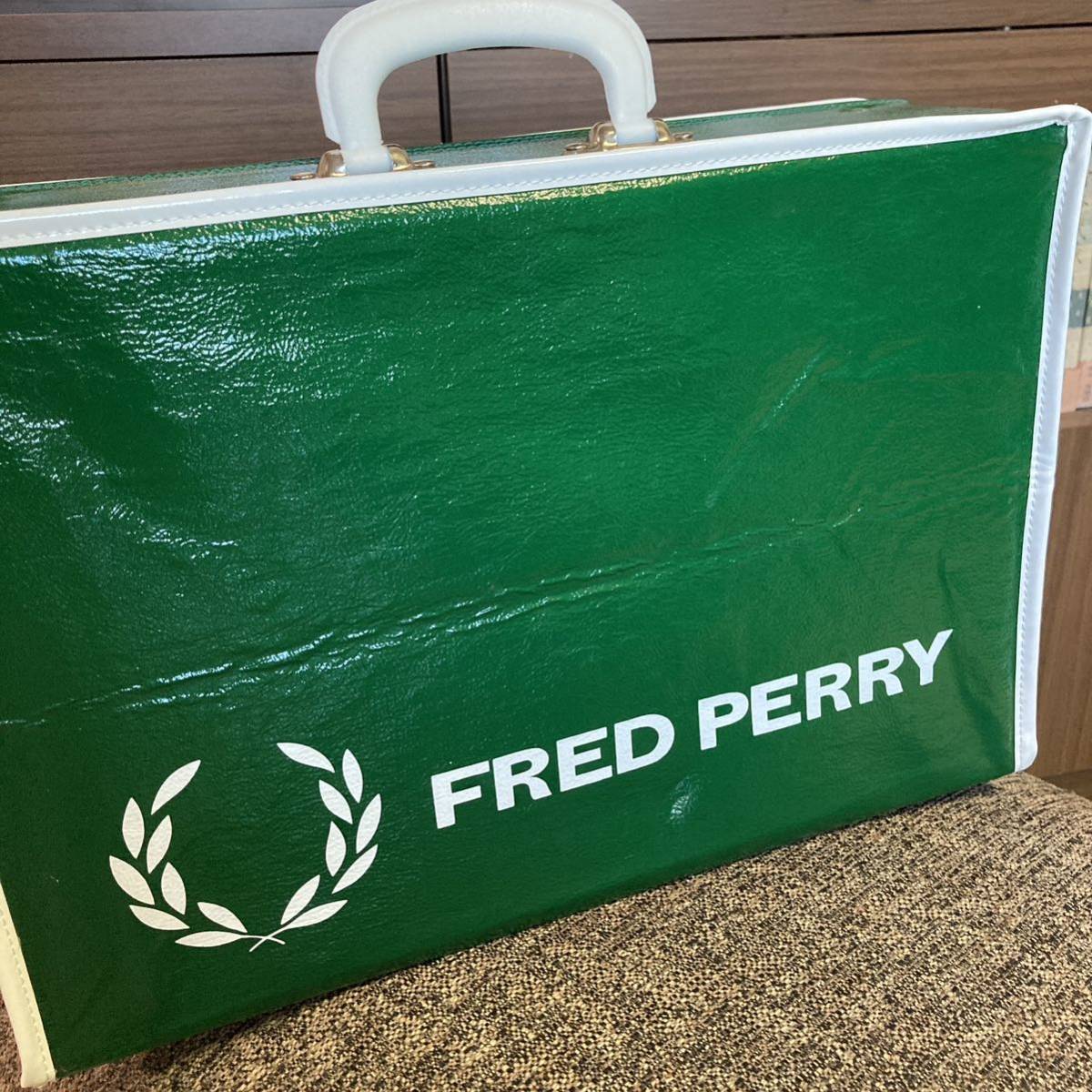 希少 レア フレッドペリー クーラーボックス ピクニックボックス FRED PERRY_画像1