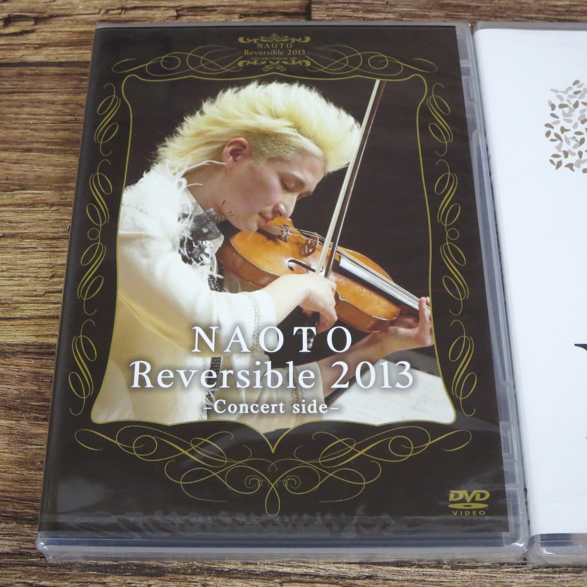 ★未開封DVD2点セット バイオリニスト NAOTO 15th Anniversary Live The New Black/Reversible 2013 -Concert side- バイオリン★ry31549_画像2