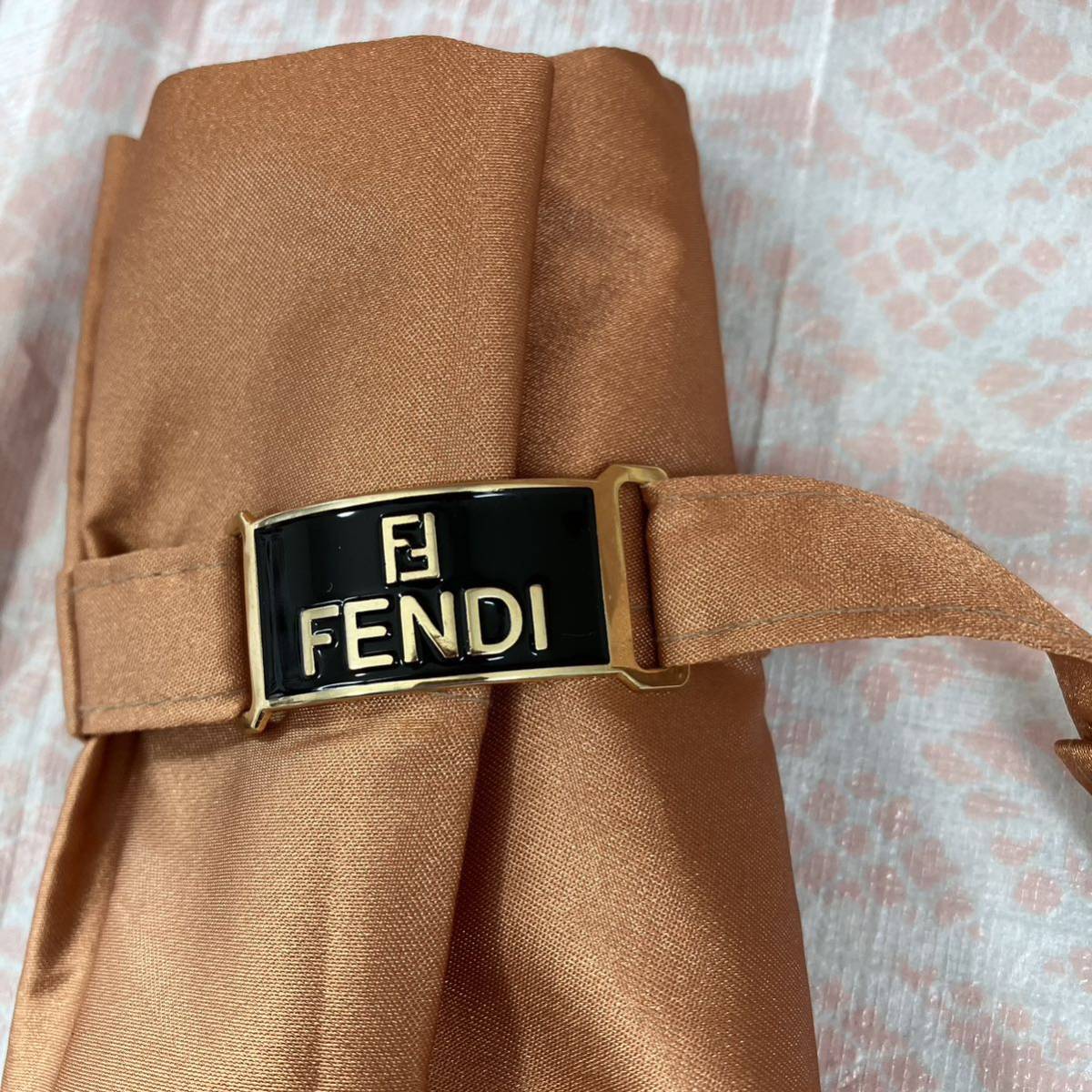 【レア柄】新品/FENDI/折り畳み傘/正規品/フェンディ/未使用/ズッカ柄/雨傘/折りたたみ傘/レディース/女性用/55cm/撥水加工/高級/カサ/かさ_画像7