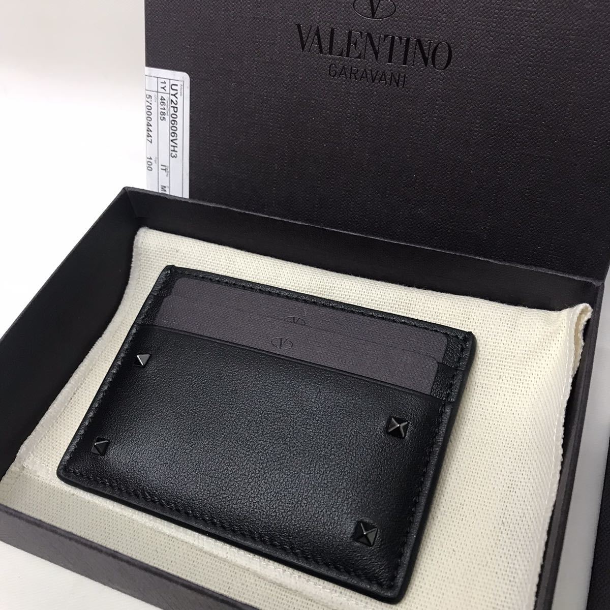 【新品未使用】VALENTINO ヴァレンティノ メンズ カードケース カードホルダー レザー 革 黒 スタッズ_画像1