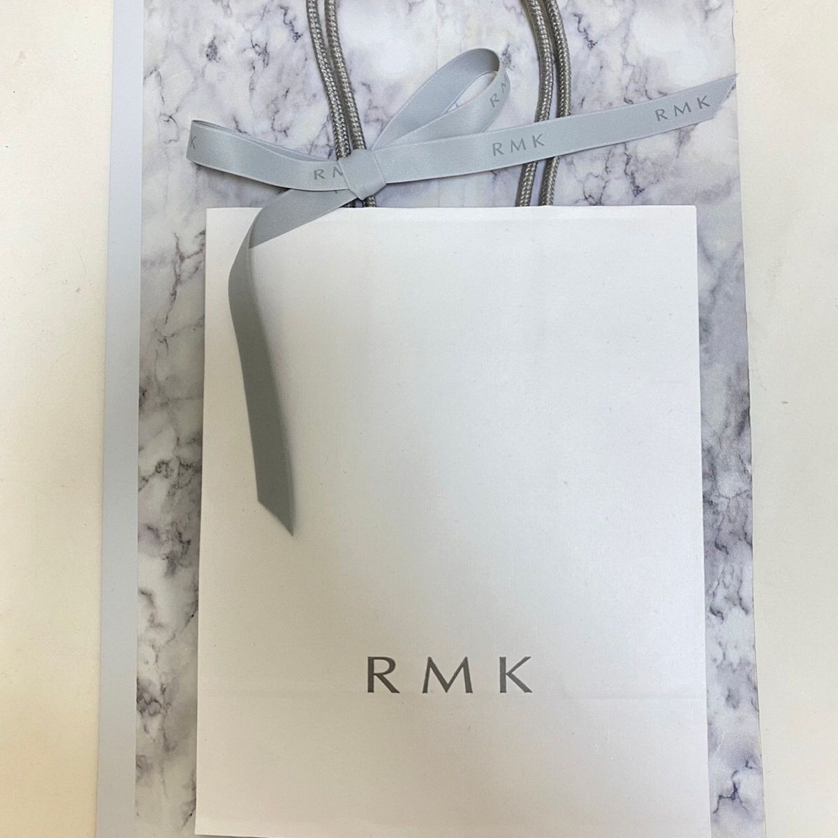 【即購入◎】RMK ショップバック　プレゼント 用 ラッピング リボン付き