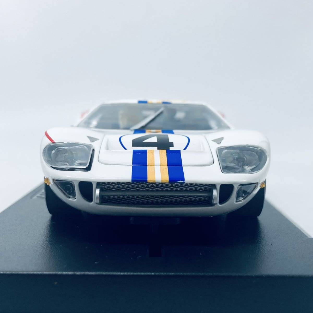 FLY フライ 1/32 1965年型 フォード GT40 Mk1 Playboy Collection Julia Schultz スロットカー _画像8