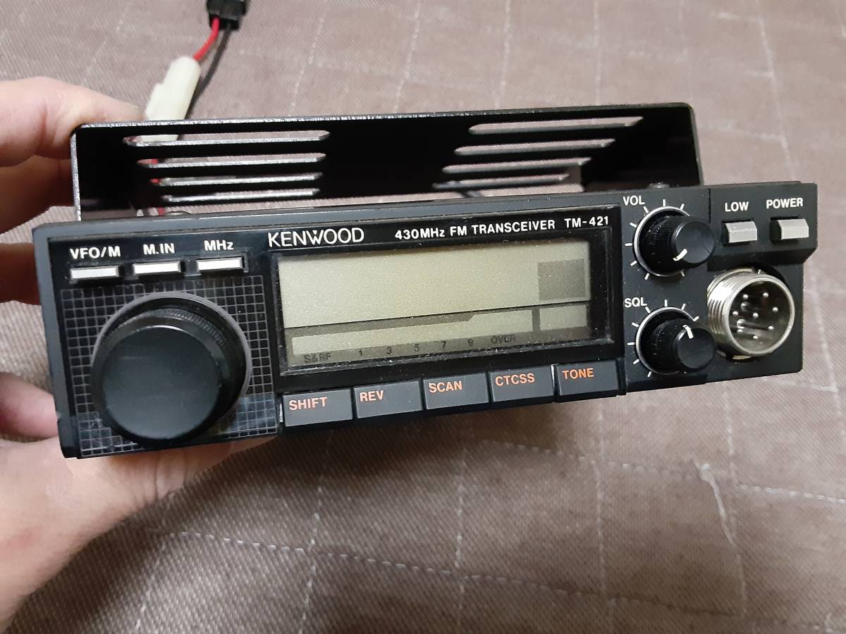 【中古・動作品】KENWOOD TM-421S 430Mhz 35W TM421S【まだまだ現役】_パネル周りは比較的綺麗です