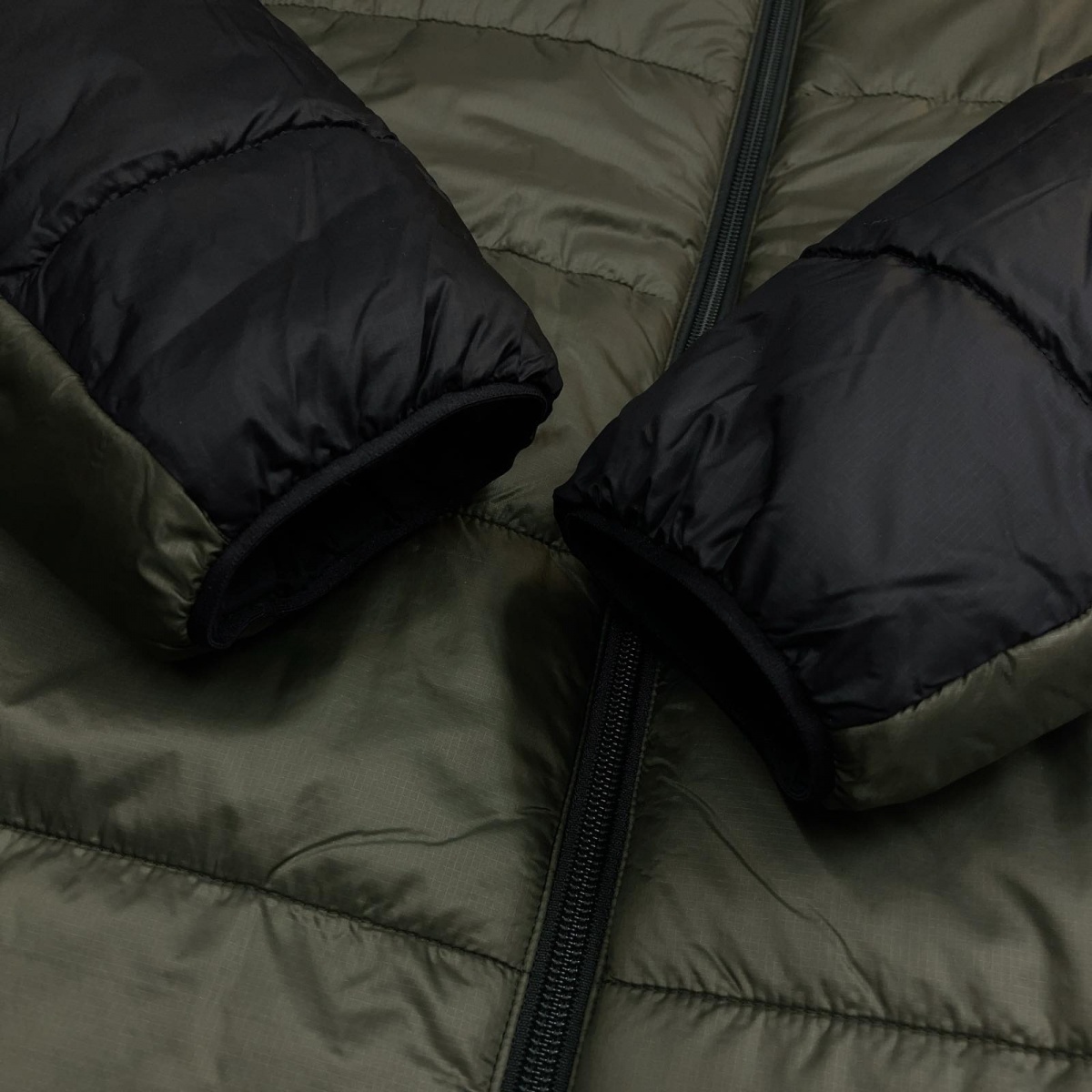 美品 23AW THE NORTH FACE ザノースフェイス NY82380 リバーシブルエニータイムインサレーテッドフーディ L ブラック ニュートープ_画像7