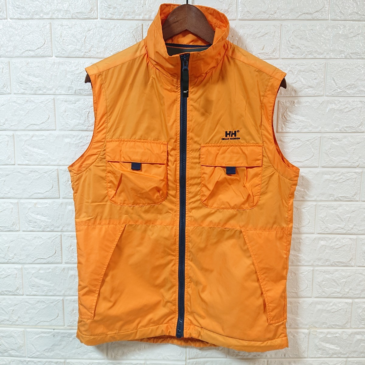 【美品】HELLY HANSEN ヘリーハンセン 4ポケット ナイロン アウトドア ベスト Mサイズ イエロー outdoor vest utility _画像2