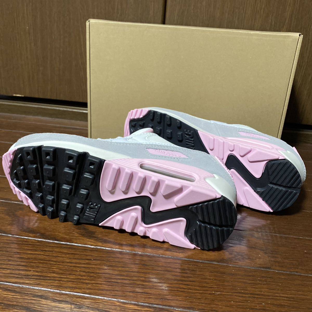 【24cm】定価16500円  ピンク新品エアマックス90ナイキNIKE air maxの画像5