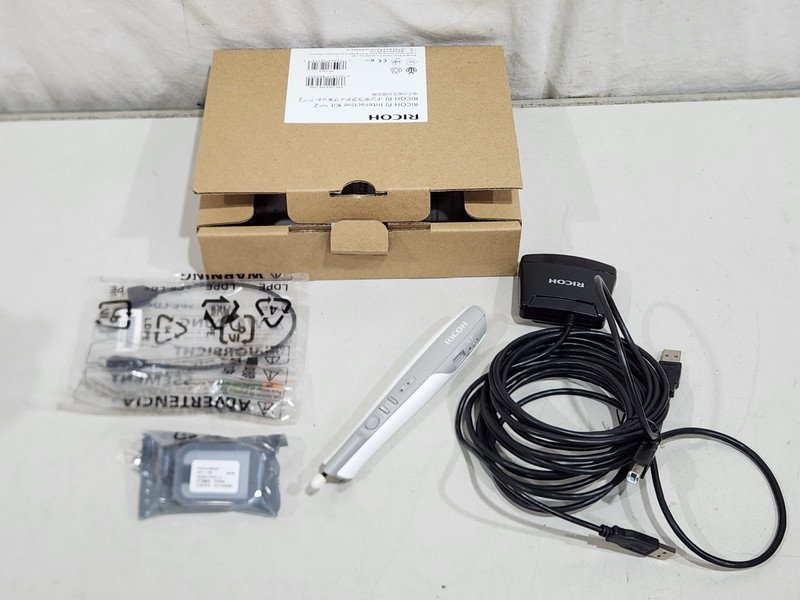 [中古] RICOH 超短焦点プロジェクター WX4240N 3000lm ランプ時間15H (6)_画像8