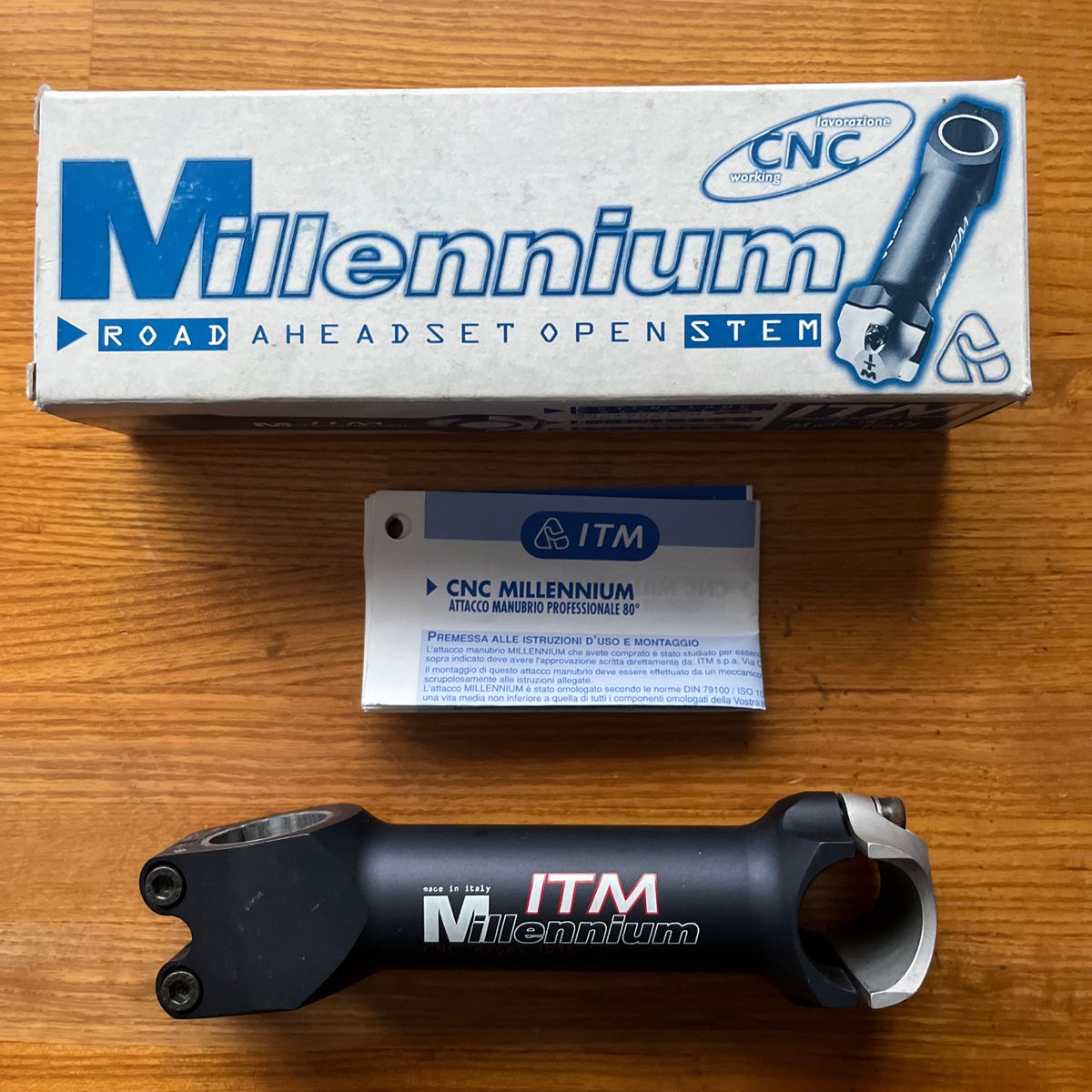 ITM millennium ステム 120㎜ ハンドルクランプ25 8㎜ フォーク ITM millennium ステム 120㎜ ハンドルクランプ25 8㎜ フォーク