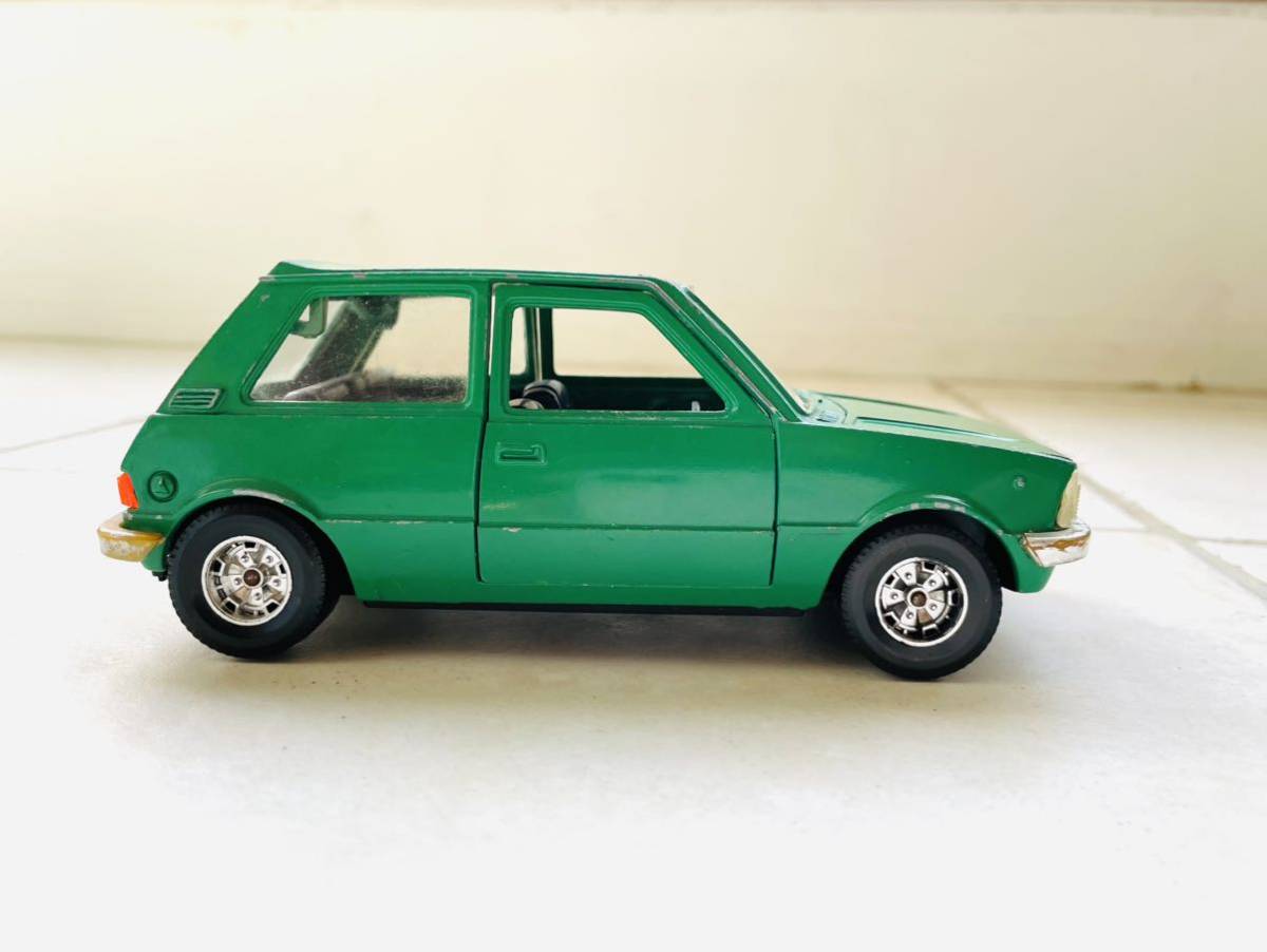  super-rare 1/24 Innocenti Mini 120 Bertone Marchello Gandini Innocenti Mini most . rare Vintage BBurago gun ti-ni