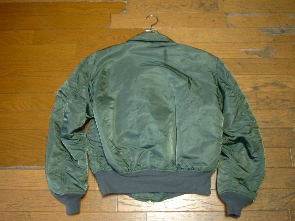 USA製ALPHA INDUSTRIES.CWU-45PフライトジャケットM正規アルファ米国製MA-1エアフォースU.S.AIR FORCEセージグリーンMADE IN USA_画像4