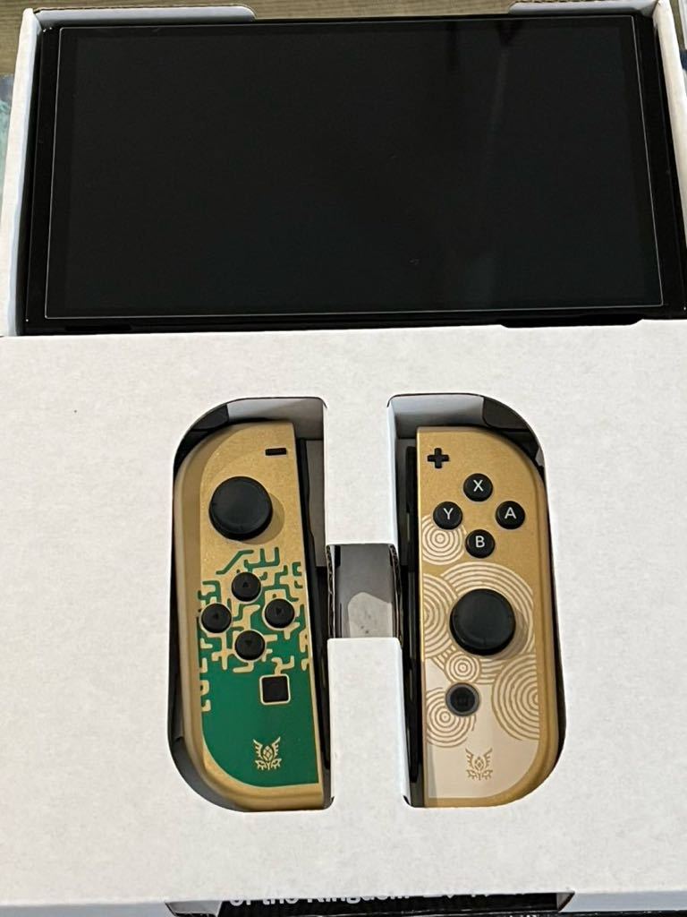 Nintendo Switch 有機ELモデル　本体　ゼルダの伝説　ティアーズ オブ ザ キングダムエディションプロコン　HORI コントローラー中古美品_画像6