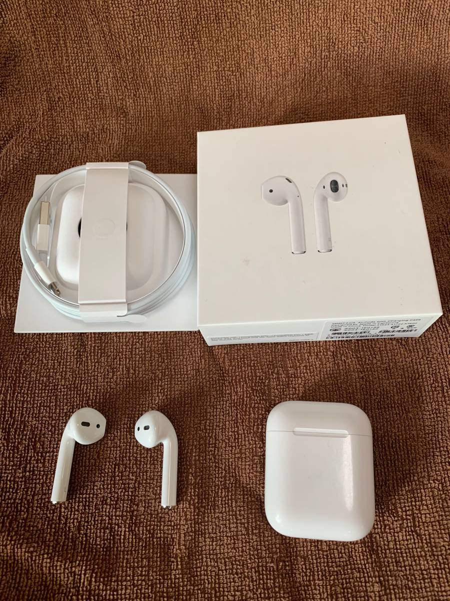     原文:Apple AirPods MMEF2J/A 正規購入　中古美品